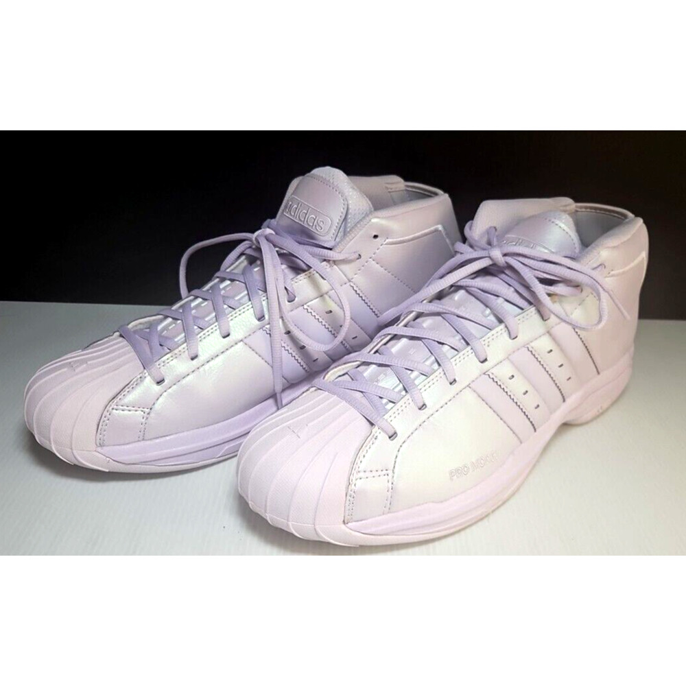 2020 Mens Adidas Pro Model 2G Purple Tint, Size 13 Rare Basketball floor sample